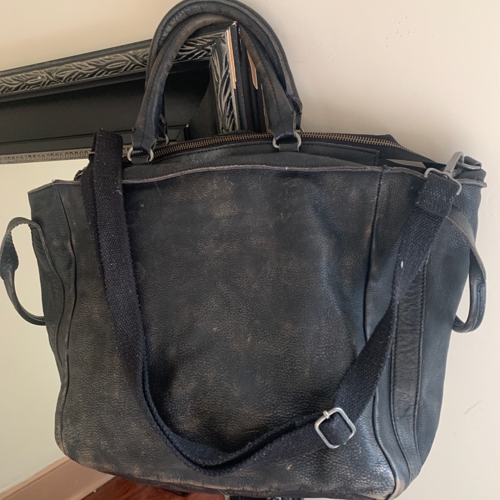 Free people Leslie Tote. Used a handful of times. Too big for my small frame.